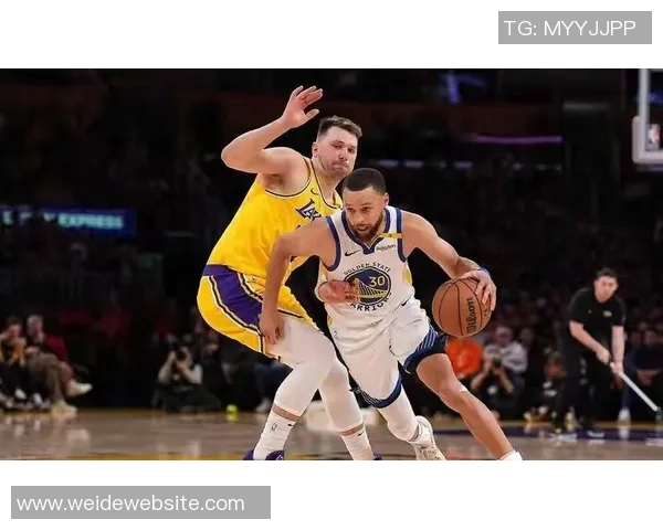 勇士虽强雷霆缺阵湖人为何在两节内崩盘失利 勇士虽强雷霆缺阵湖人为何在两节内崩盘失利