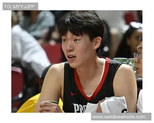 杨瀚森坦言防守不足并强调英语水平需提升与主帅积极沟通 杨瀚森坦言防守不足并强调英语水平需提升与主帅积极沟通