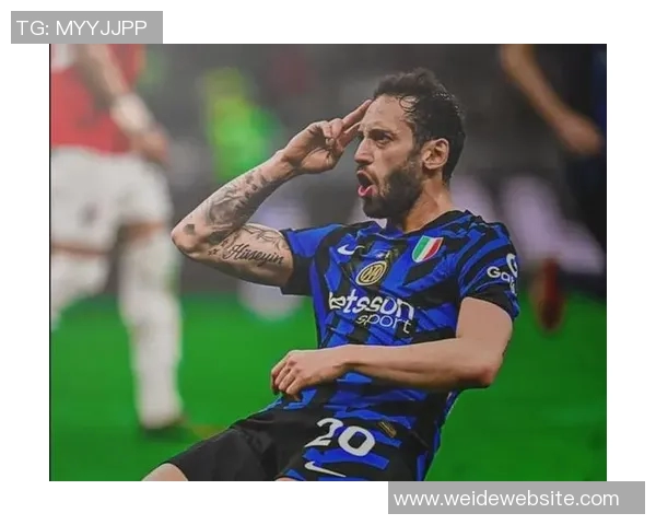 国米计划与恰尔汉奥卢经纪人会谈续约事宜或将降薪至2028年 国米计划与恰尔汉奥卢经纪人会谈续约事宜或将降薪至2028年