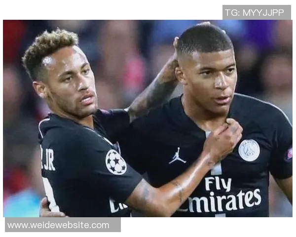 拉莫斯祝贺姆巴佩称其为第一兄弟展现深厚情谊